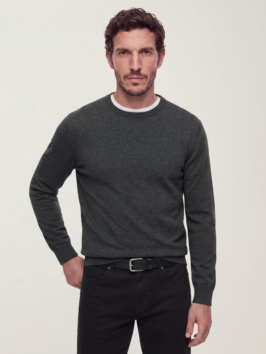 Grey crew-neck viscose-blend jumper, regular fit_0