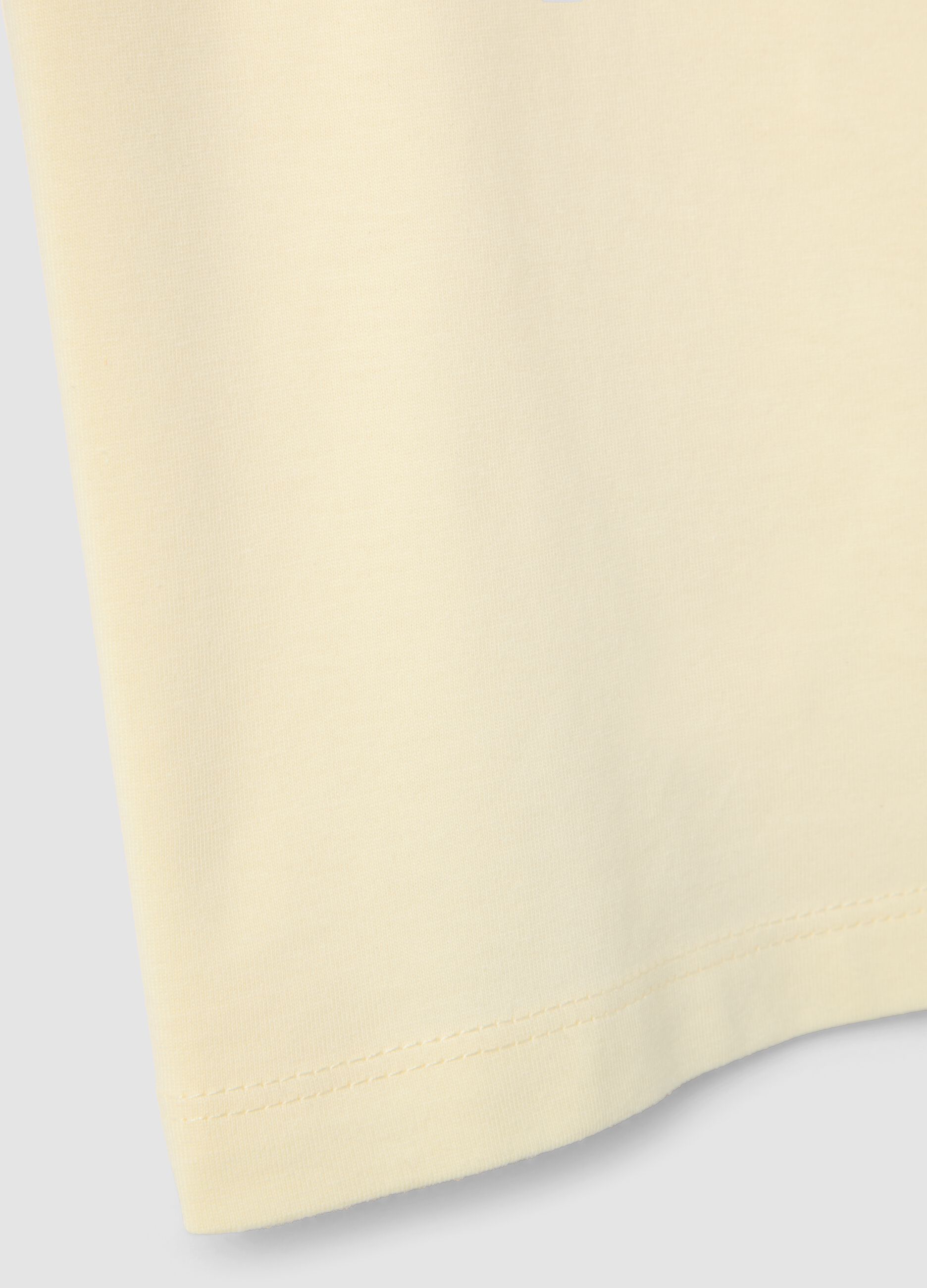 Girls&rsquo; yellow pure organic cotton T-shirt with print and glitter