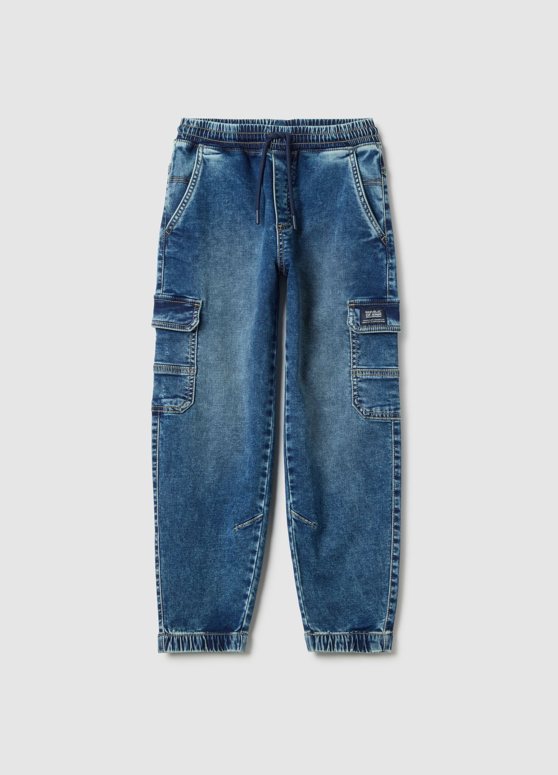 Jeans cargo in misto cotone blu da bambino regular fit con elastico