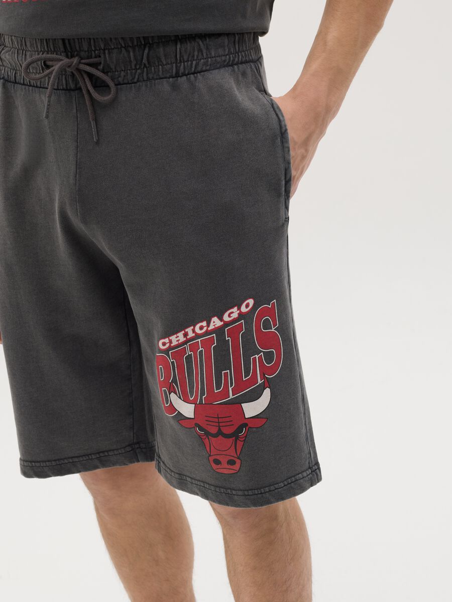 NBA Chicago Bulls Bermuda joggers in fleece_2
