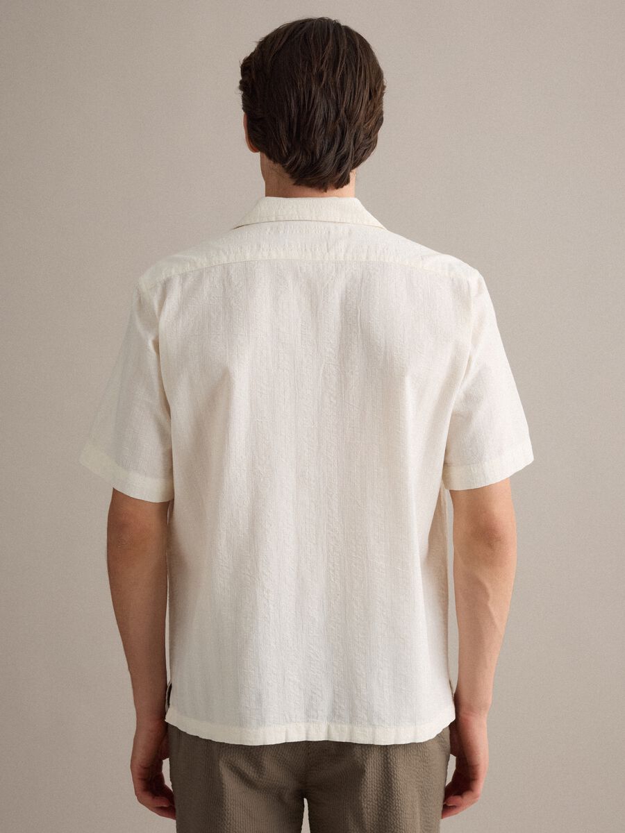 White pure organic cotton bowling-collar shirt, regular fit_3