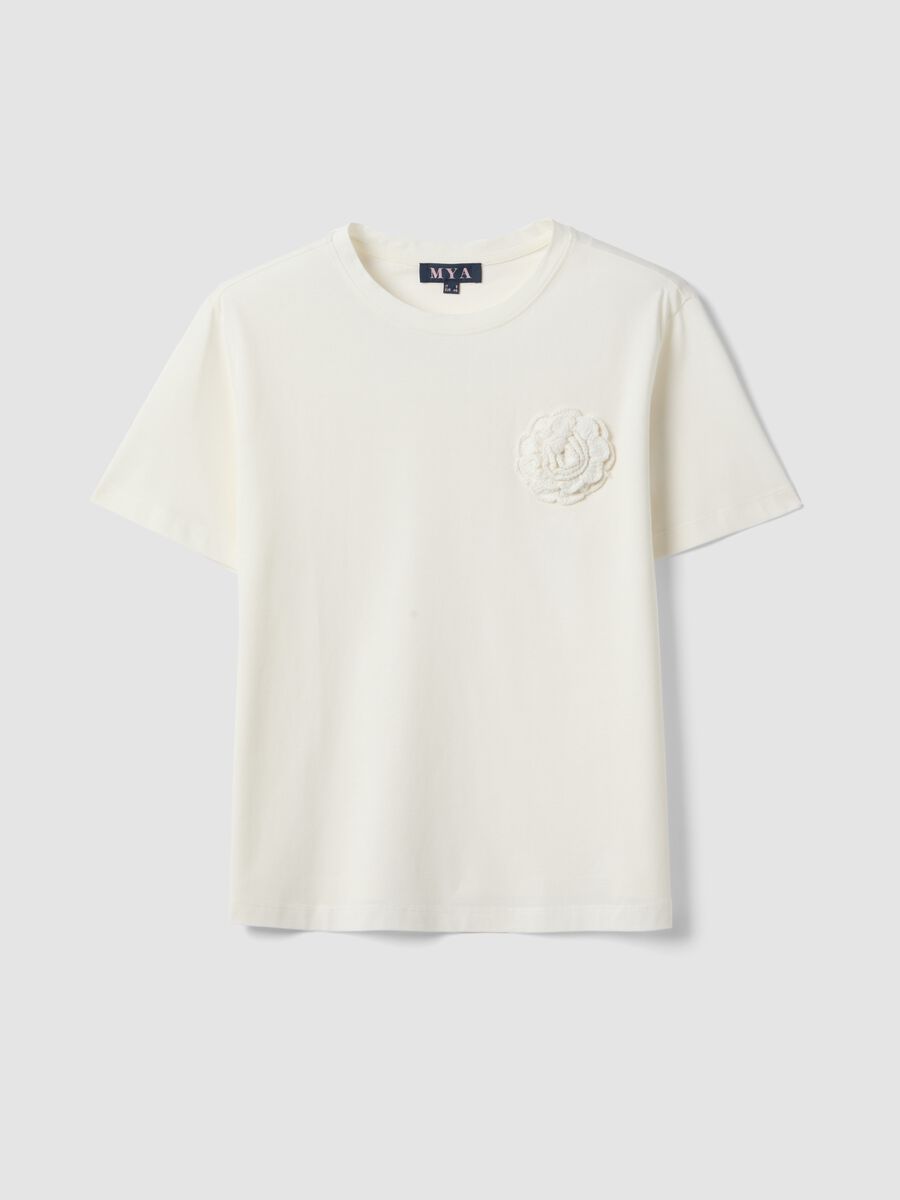 Regular fit pure white cotton T-shirt with appliqued flower_4