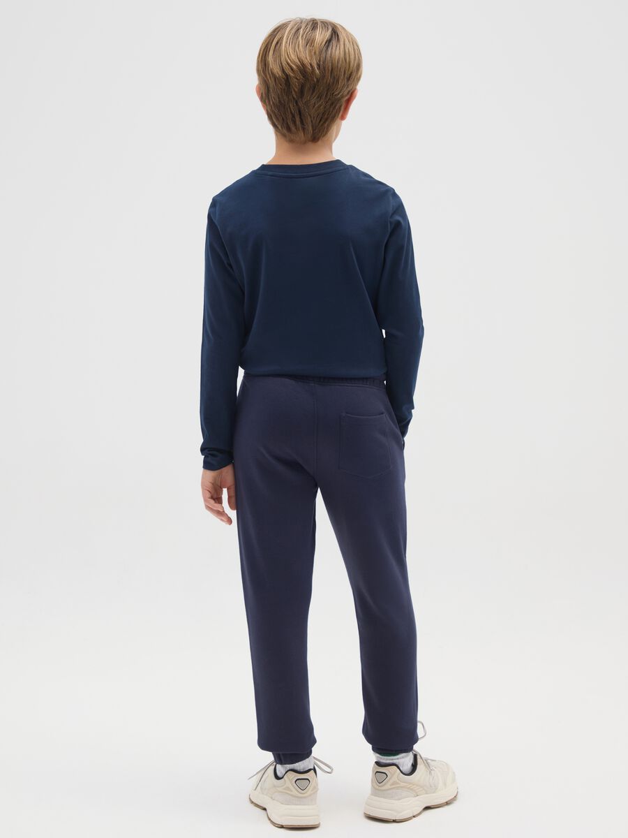 Boy's blue regular fit cotton trousers with print_1