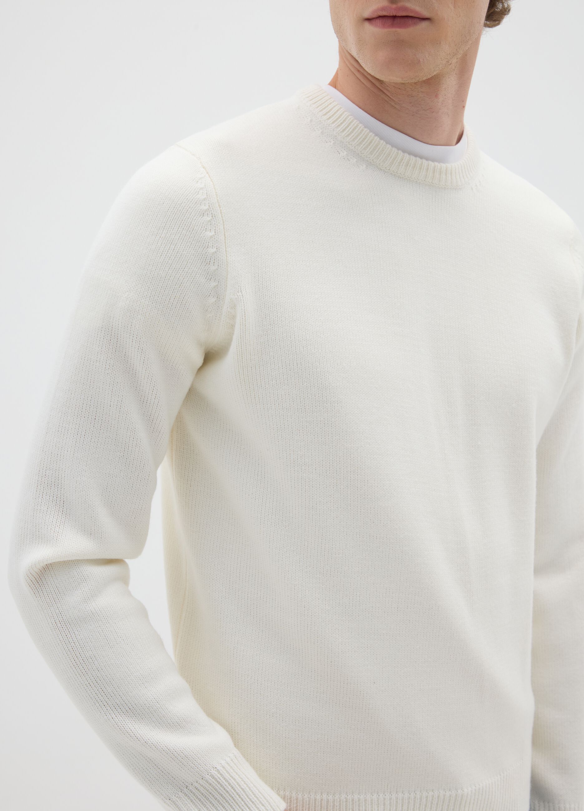White Regular Fit Jumper