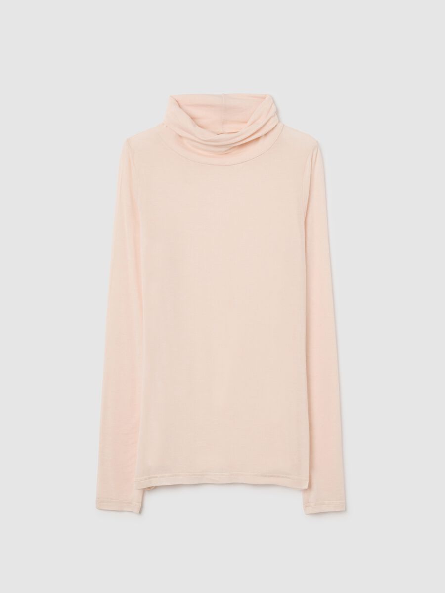 Maglia rosa chiaro con cashmere e collo alto_4
