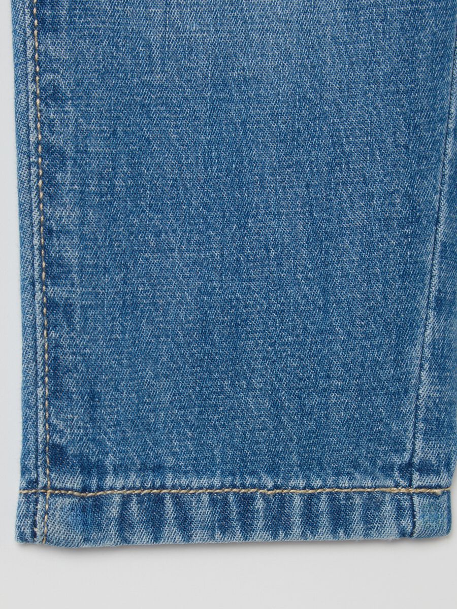 Regular fit boys’ trousers in denim_3