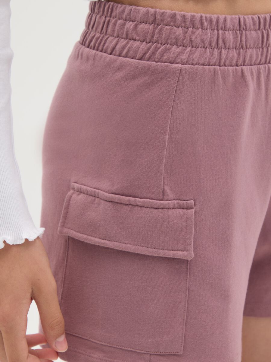 Pink cargo shorts in fleece with elasticated waist_2