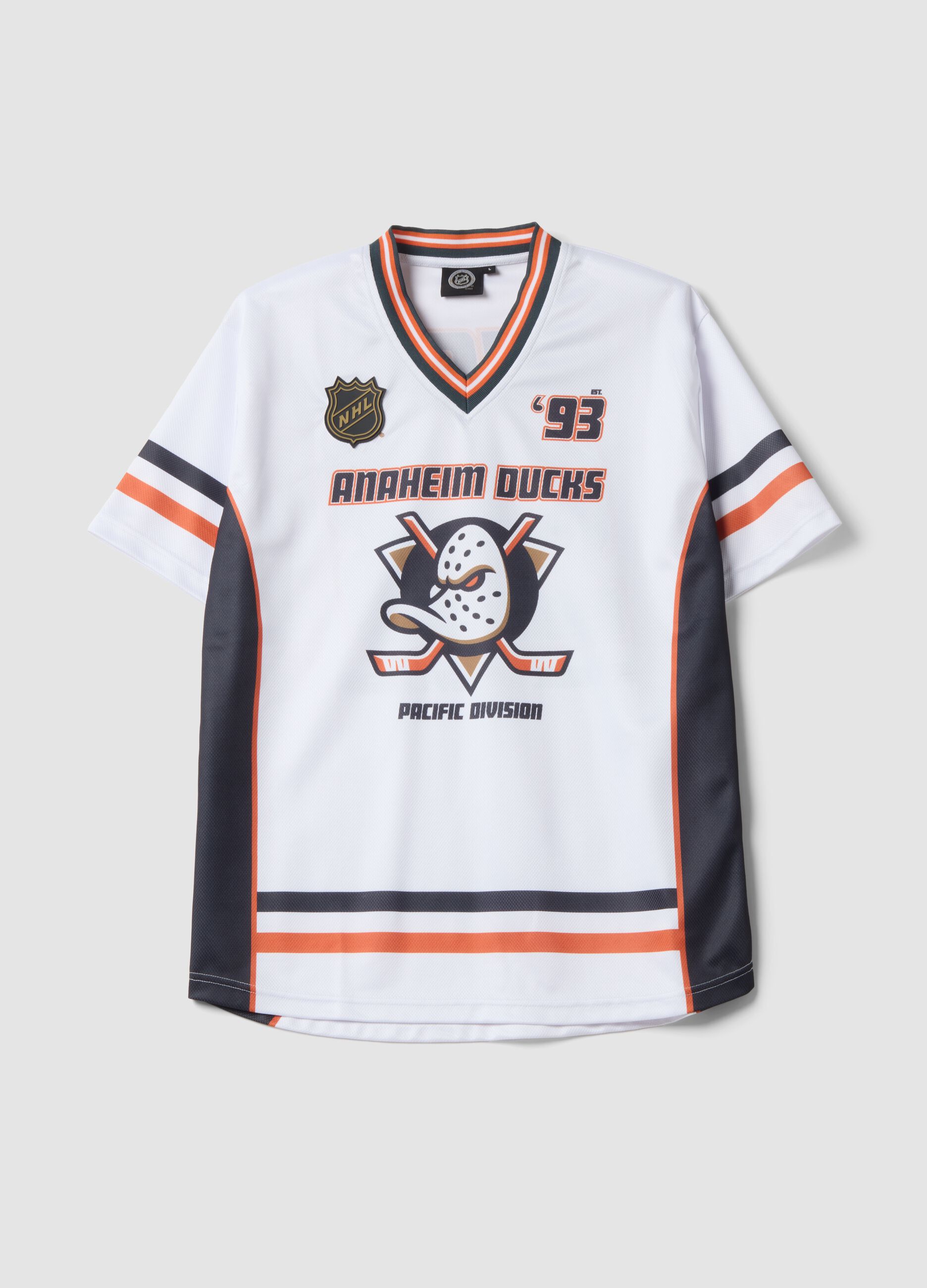 White sports T-shirt with Anaheim Ducks print