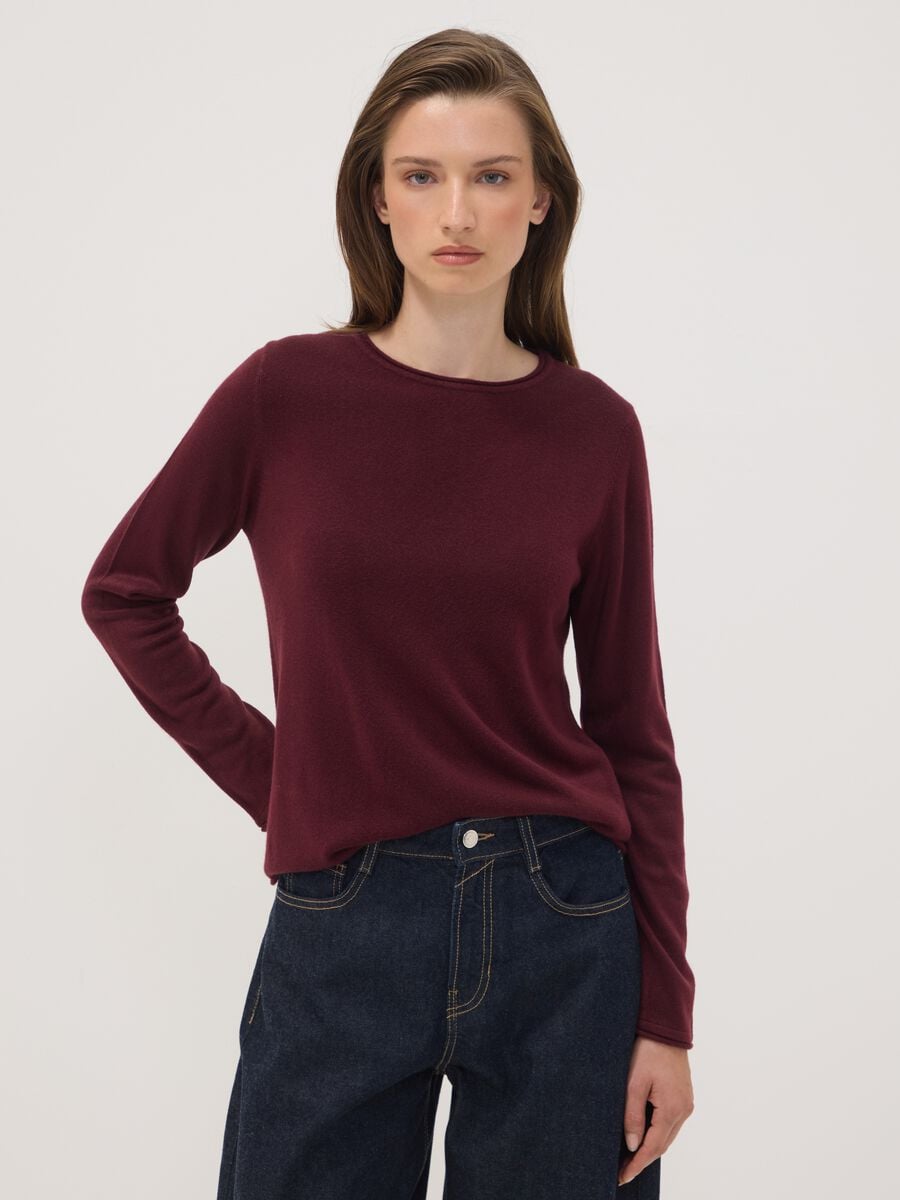 Maglia viola a maniche lunghe con girocollo_0