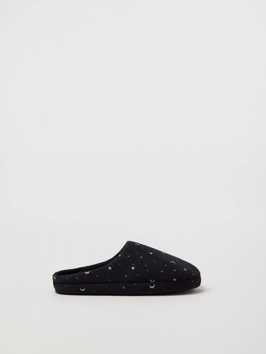 Pantofole con stampa luna e stelle_2