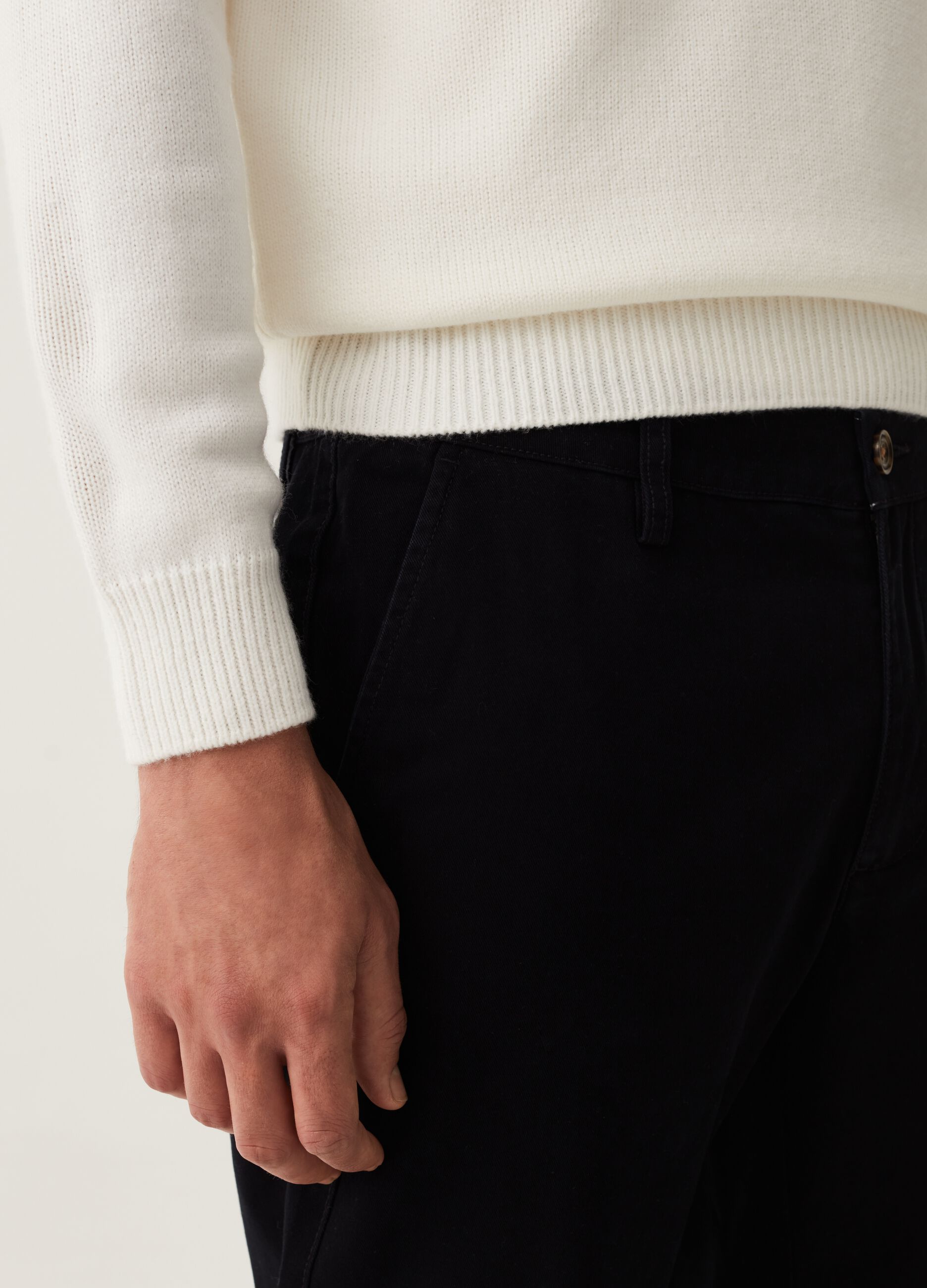 Pantalone chino in twill di cotone_3