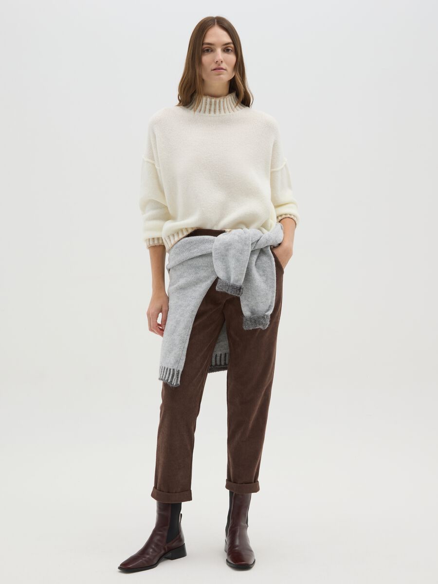 Pantaloni marroni regular fit_0