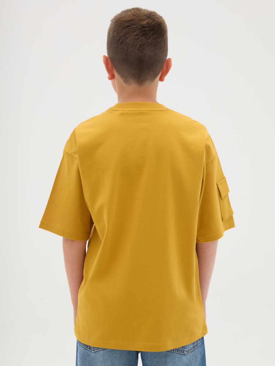 Boys' pure cotton gold regular fit t-shirt with pockets_1