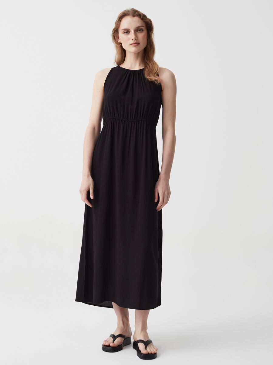 Long dress in viscose with halter neck_1