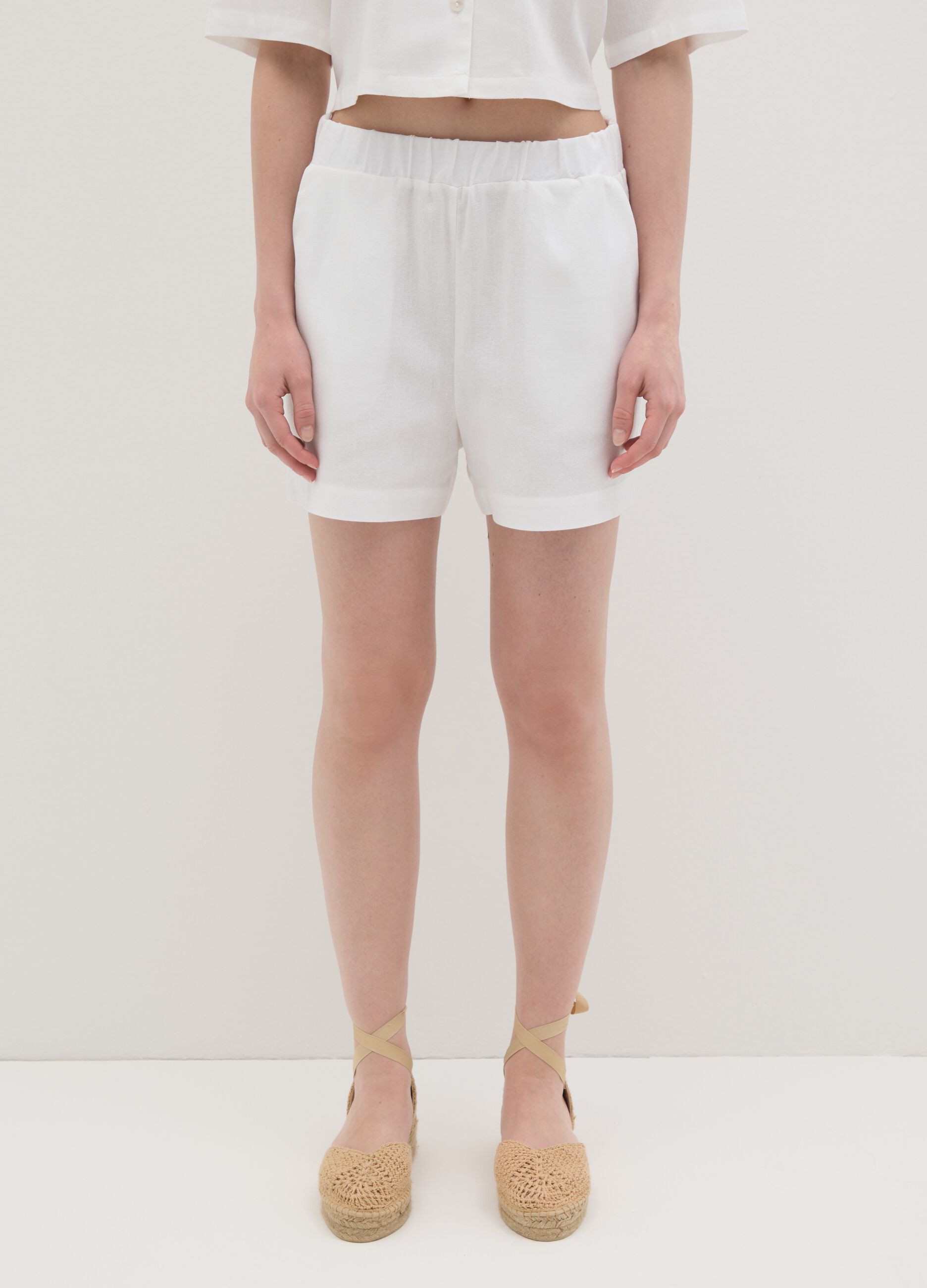 Completo estivo da donna in misto lino bianco regular fit