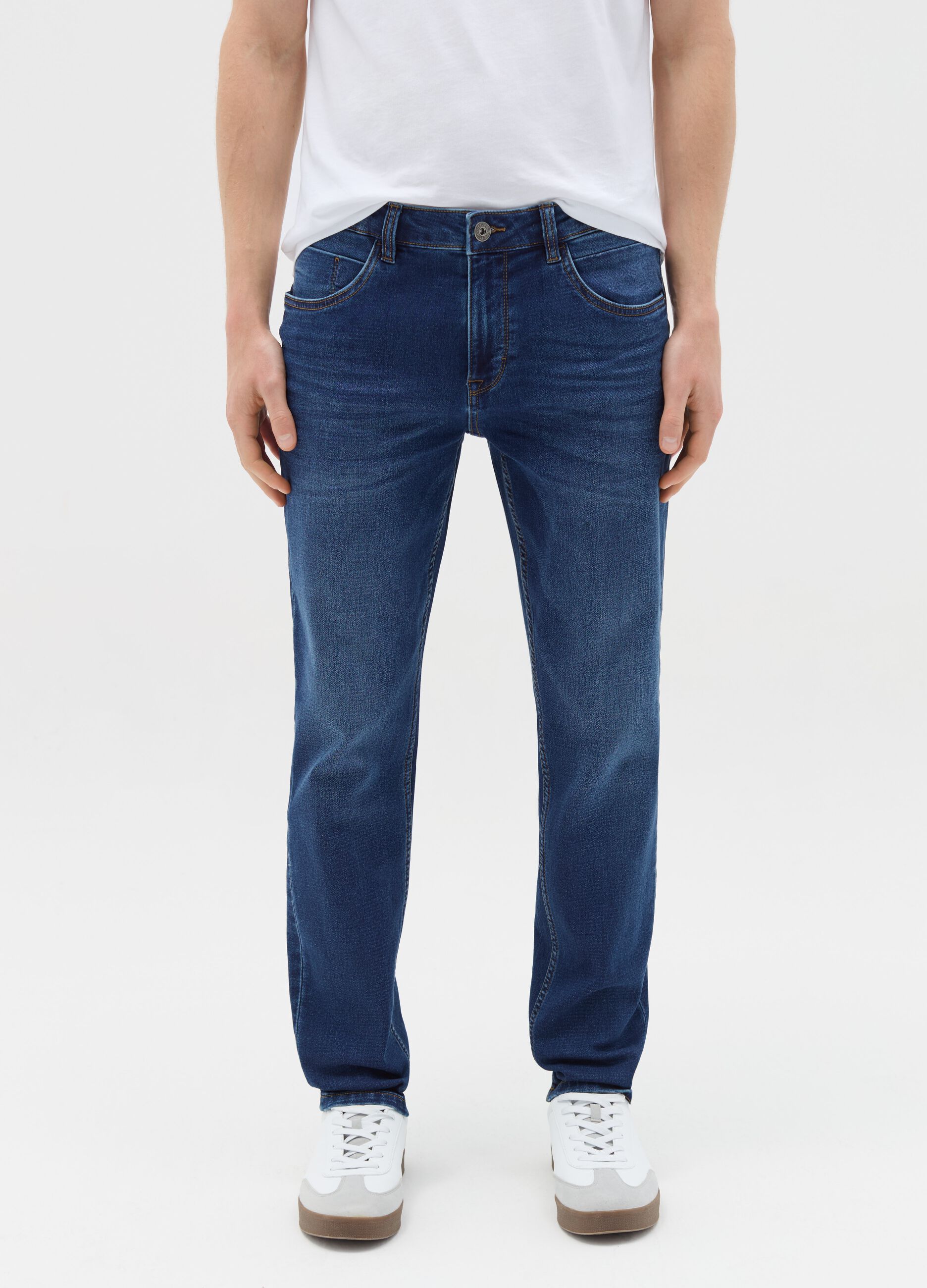 Jeans skinny fit con scoloriture