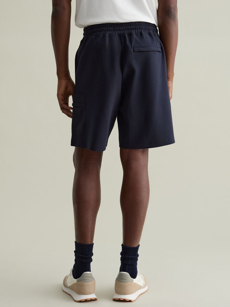 Bermuda joggers in technical fabric_3