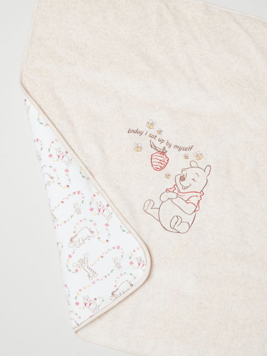 Coperta in velour con ricamo Winnie the Pooh_1