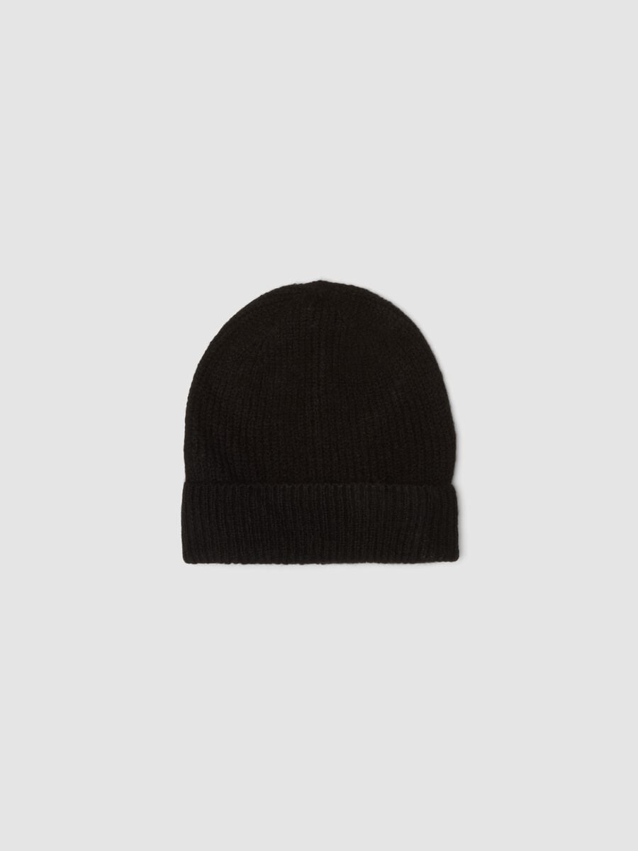 Black ribbed hat in stretch fabric_0