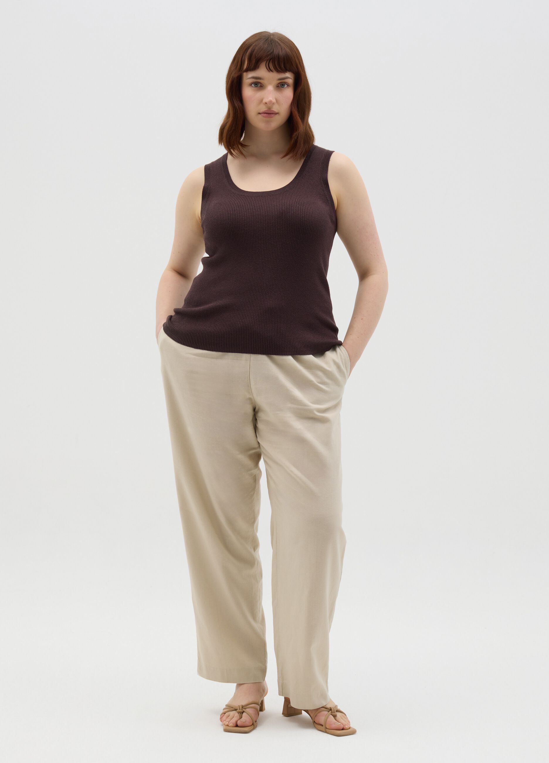 Curvy brown vest top in lurex