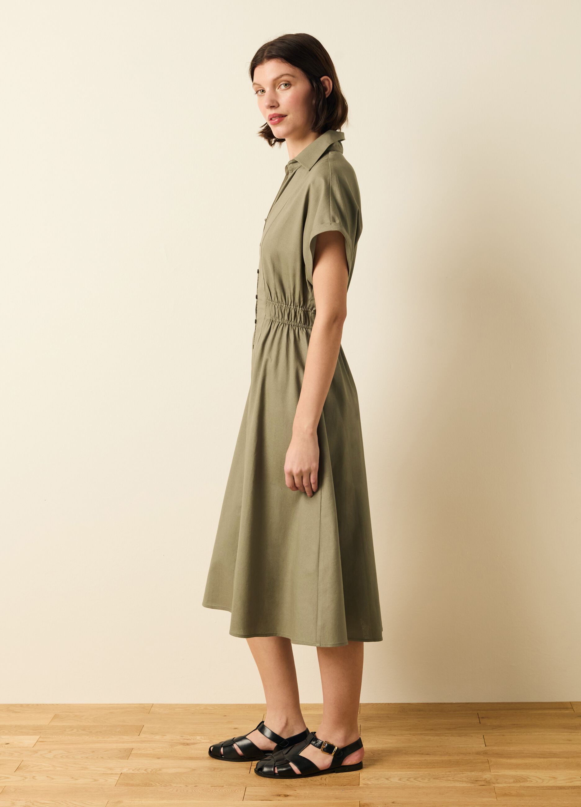 Short-sleeved shirt dress