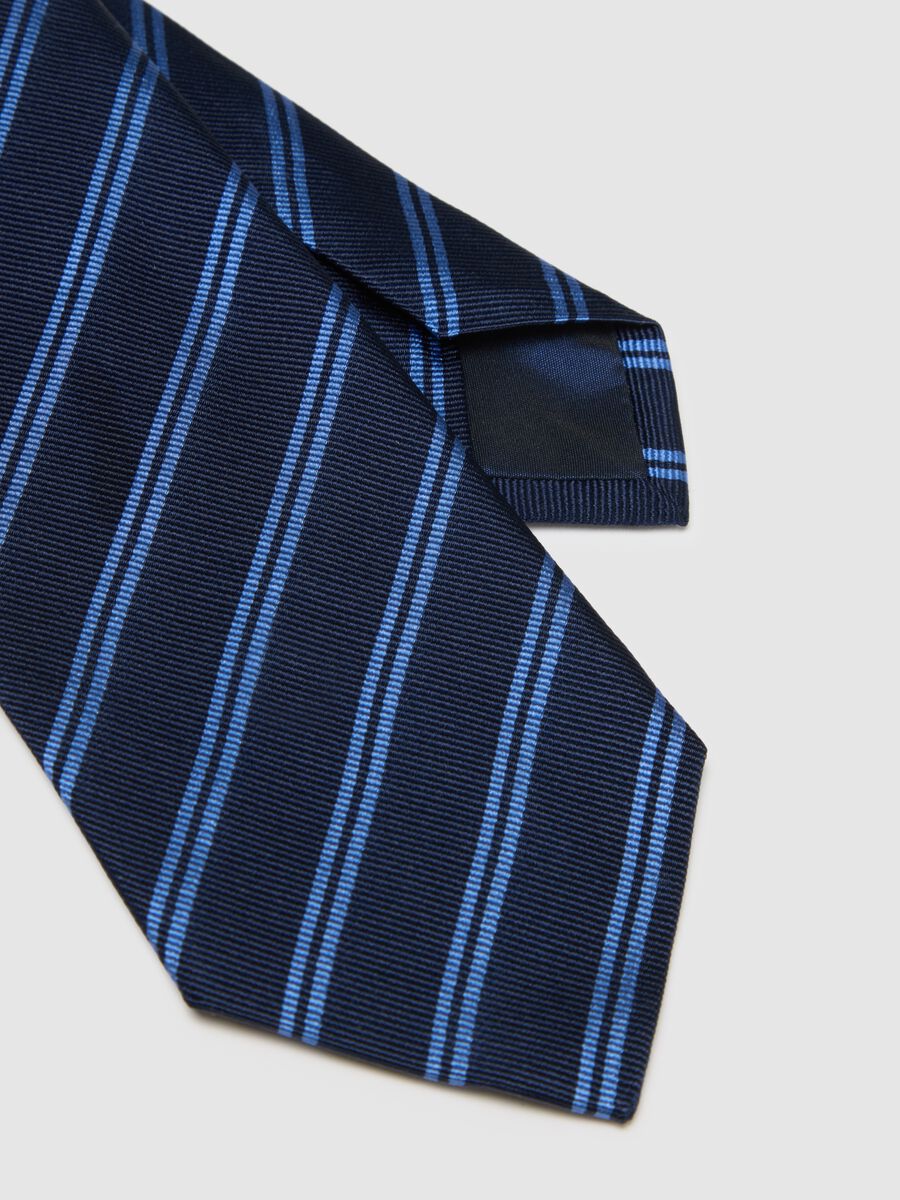 Striped Blue Tie in Pure Silk_1