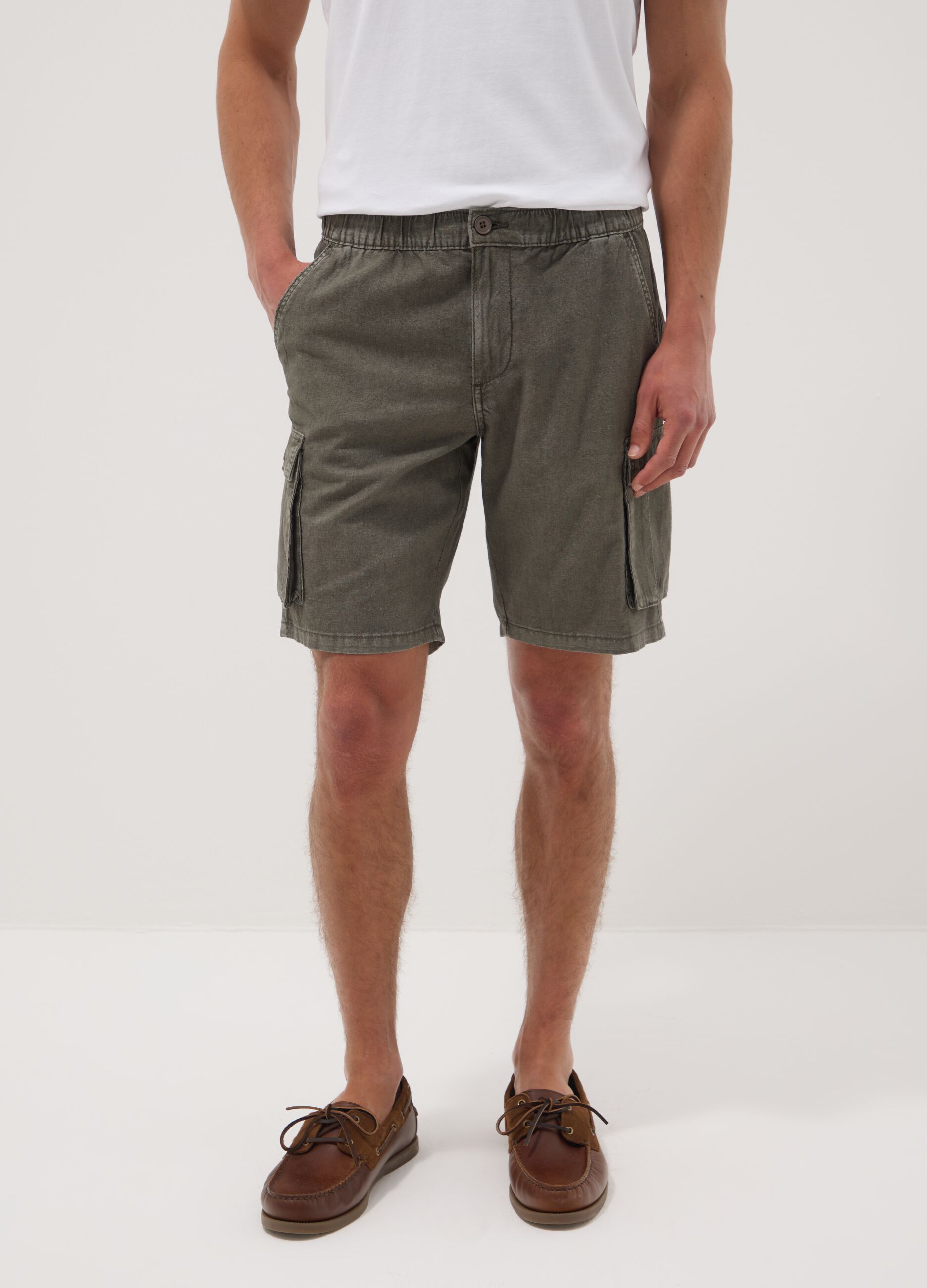 Green linen-blend cargo bermuda shorts