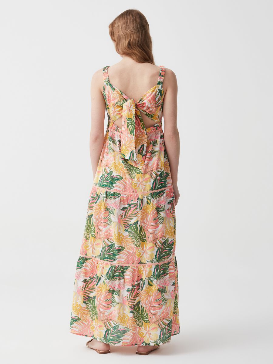 Long tiered dress with print and bow_1