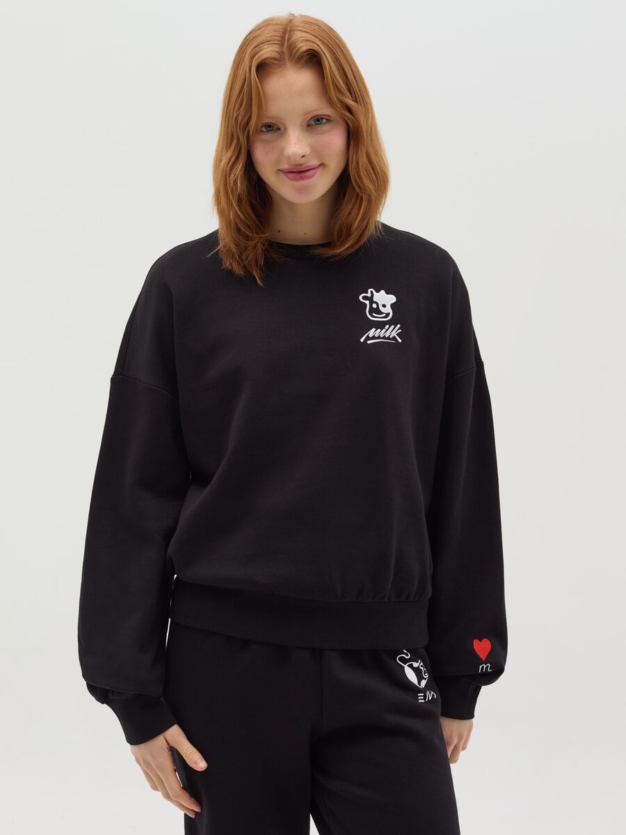 Cropped sweatshirt with round neck_0