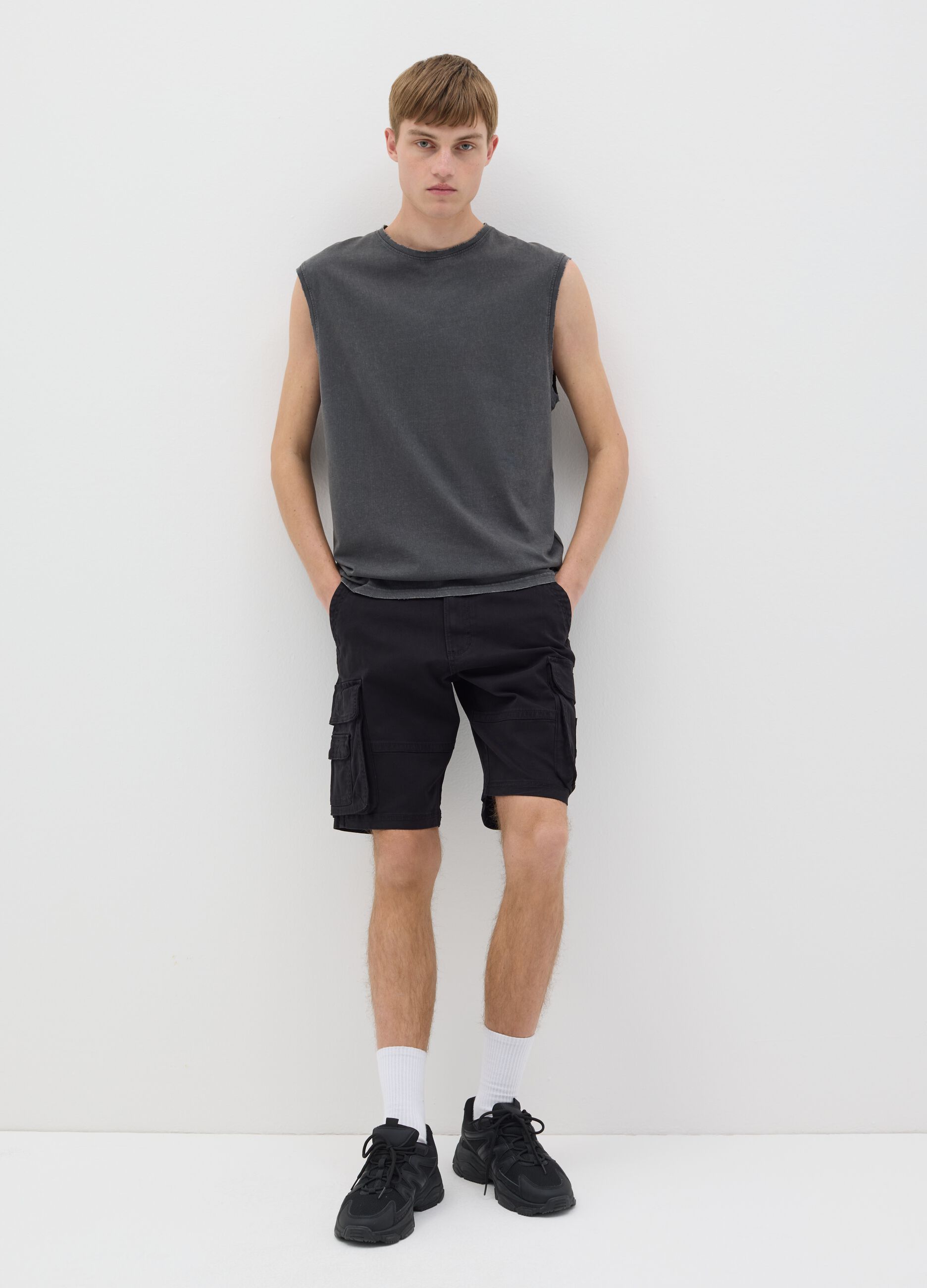Cotton racerback vest with round neck
