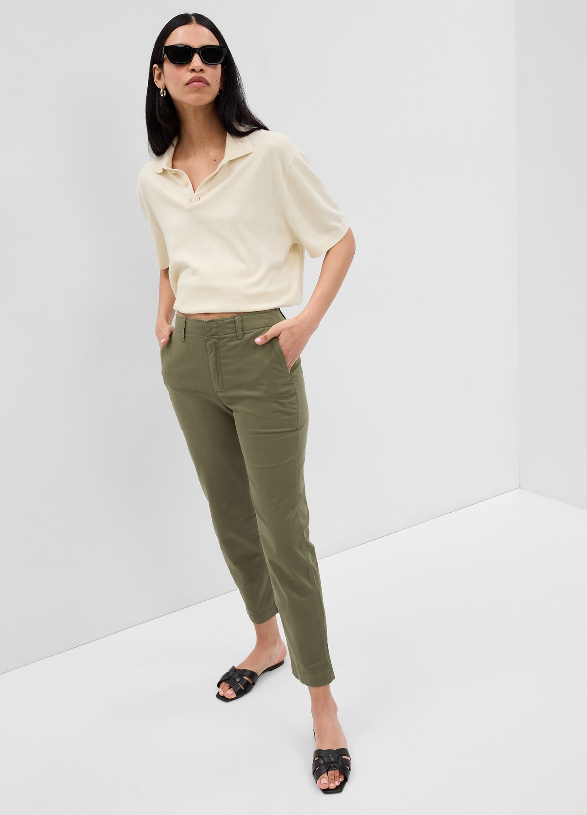 Slim-fit mid-rise chino trousers