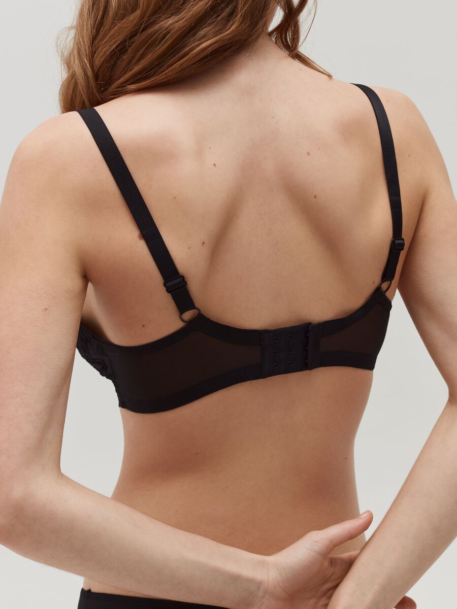 Essential Elegance wireless bra_2