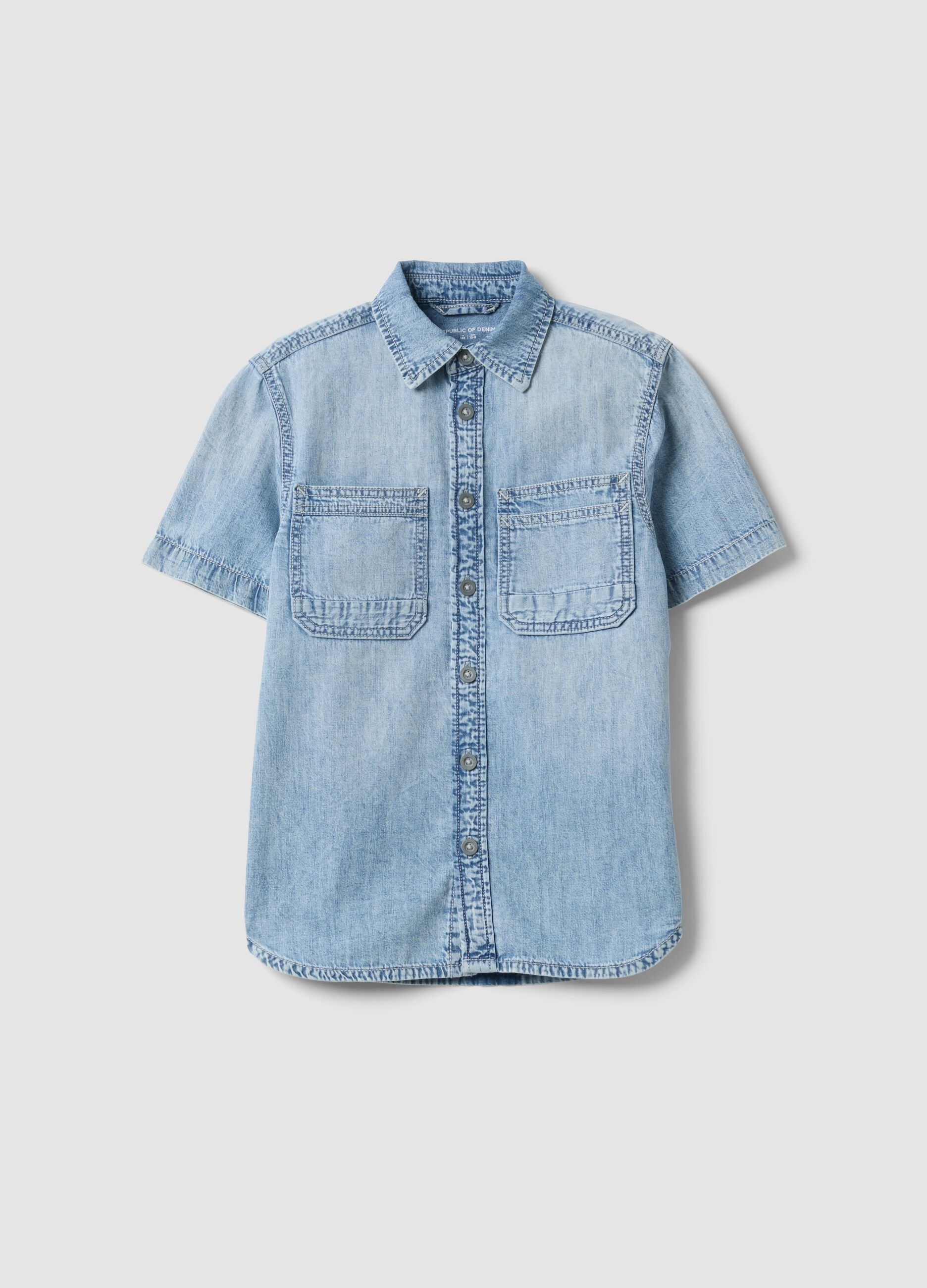 Light blue short-sleeve pure cotton denim shirt