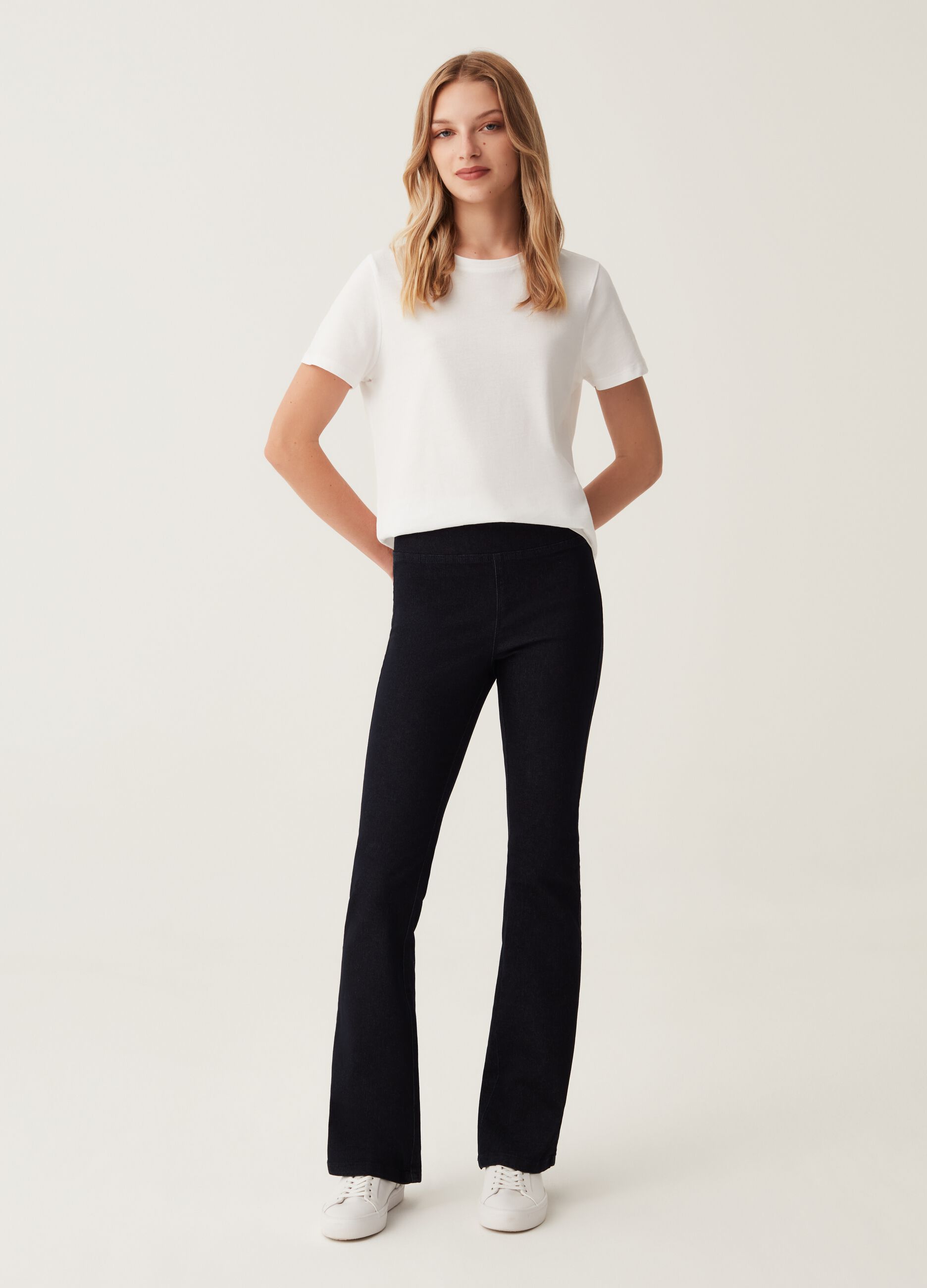 Jeggings flare fit a vita alta_0