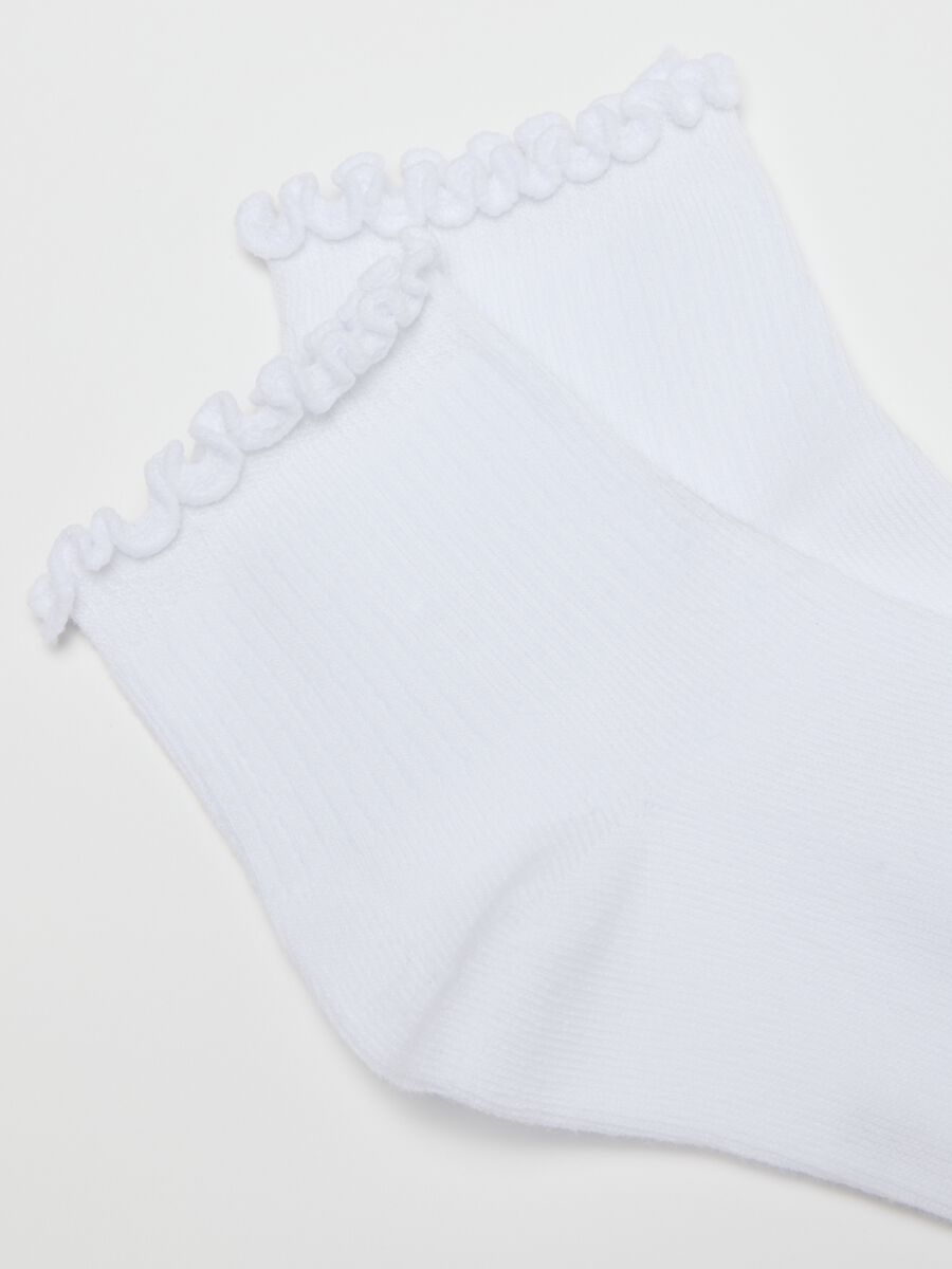 Multipack of short white girl's socks in stretch cotton_1