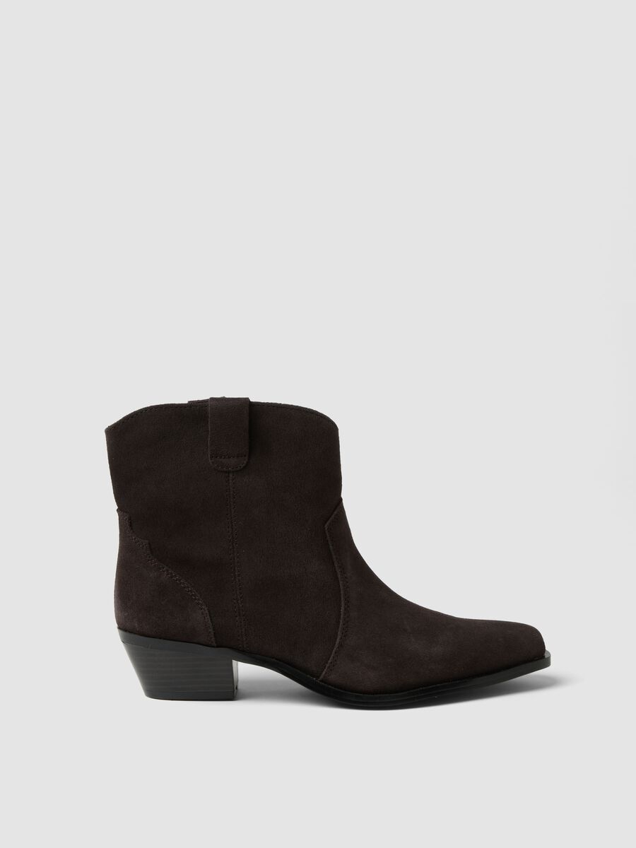 Brown low-heel genuine leather ankle boots_0