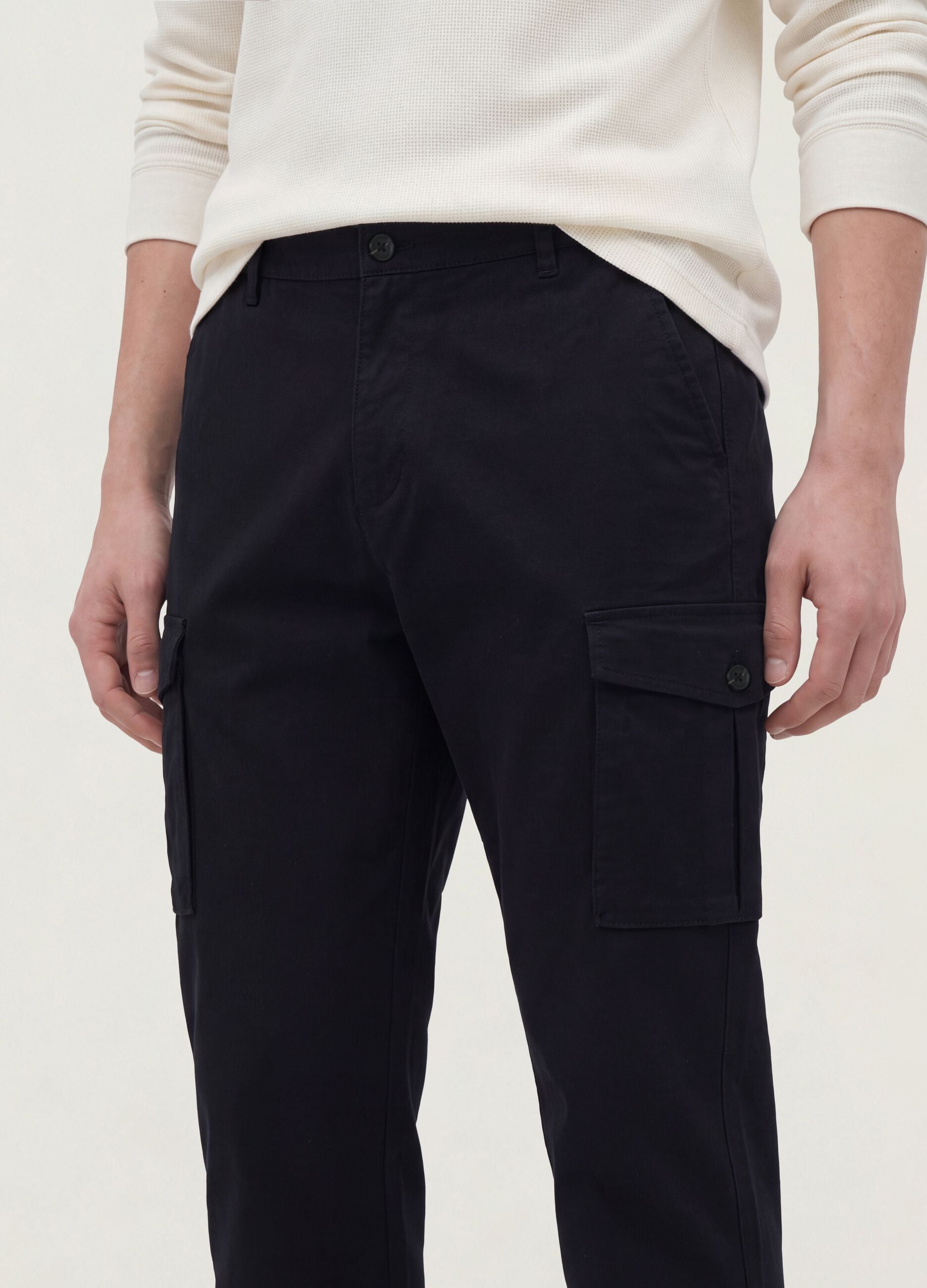 Pantaloni cargo neri in cotone elasticizzato slim fit