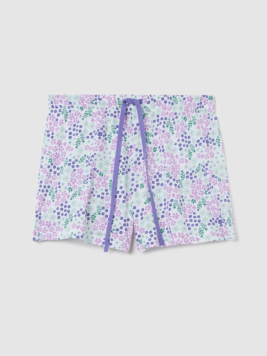 Short white pyjama trousers with drawstring and small flowers print_0