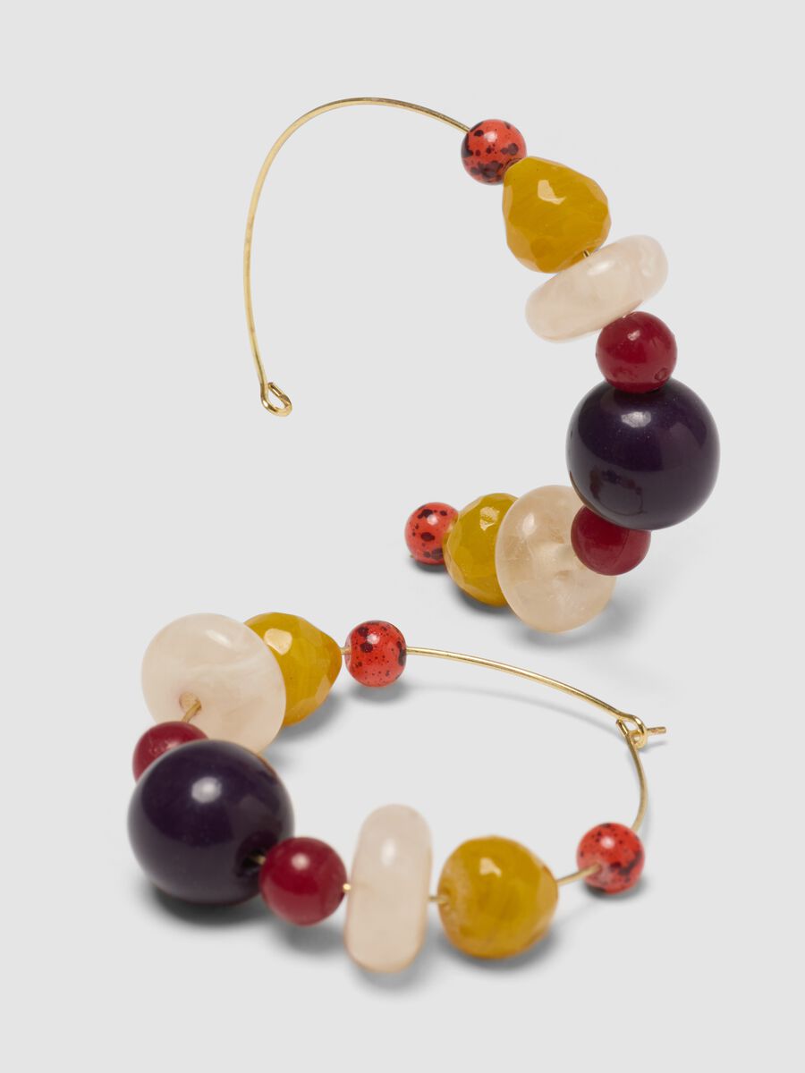 Hoop earrings with multicolour resin stones_0