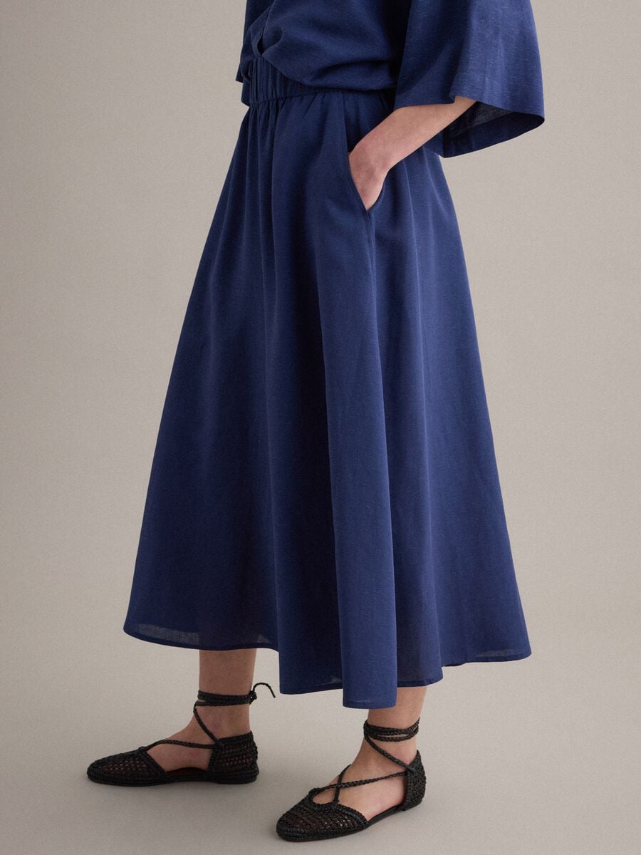 Gonna pantalone blu in misto viscosa e lino_3