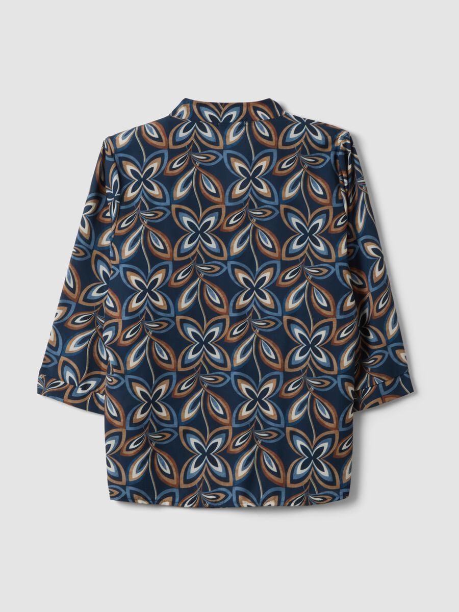 Blue and brown geometric print blouse, regular fit_2