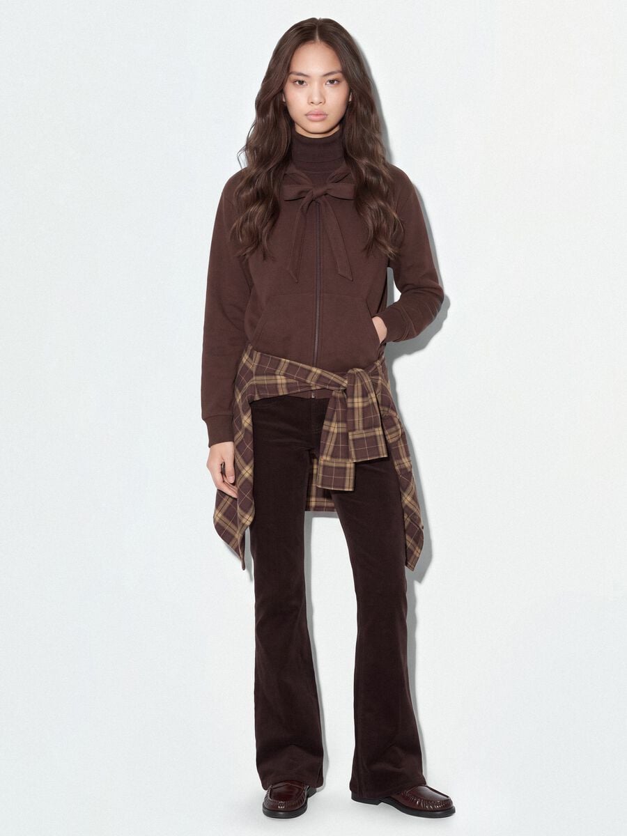 Felpa marrone con cappuccio e fiocco relaxed fit_1