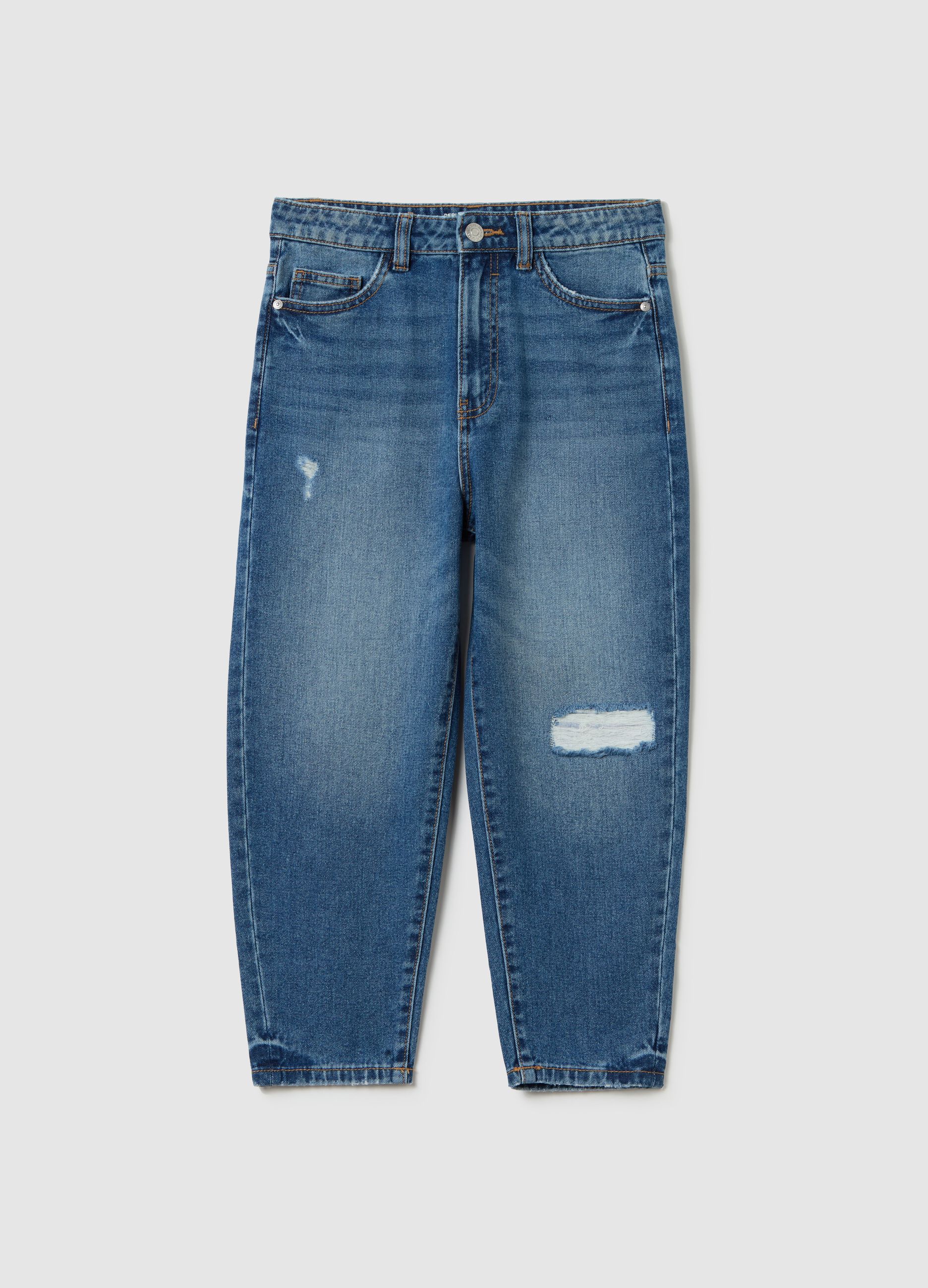 Baggy fit distressed jeans