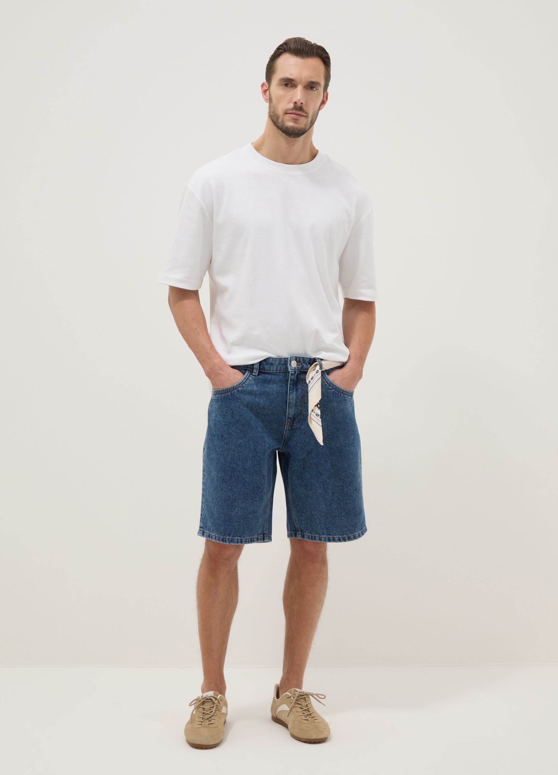 Blue denim Bermuda shorts in cotton blend, regular fit