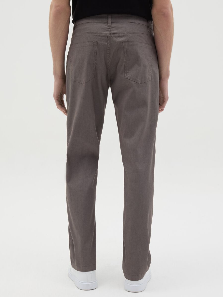 Five-pocket trousers with micro weave_3