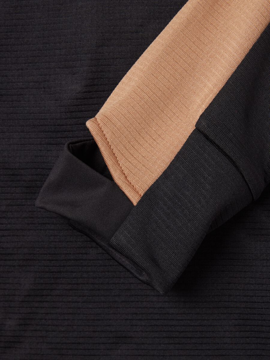 Half-zip fleece with waffle weave_5