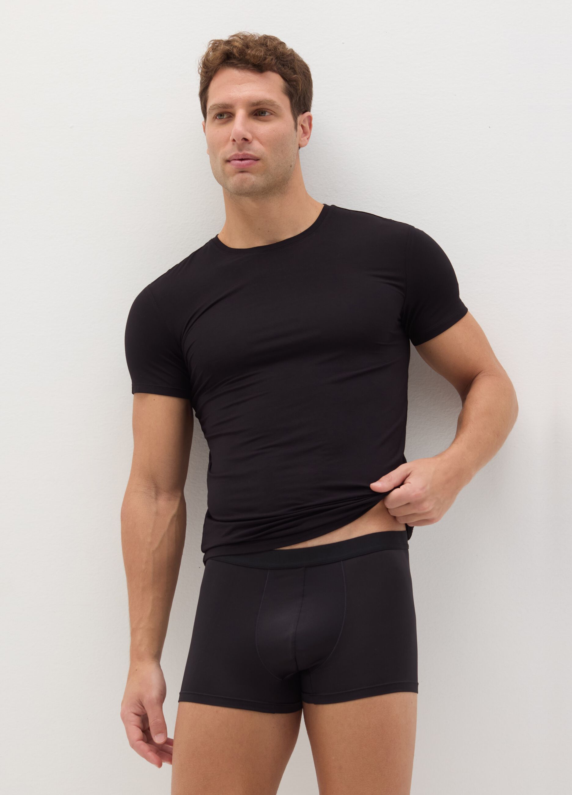 Stretch modal undershirt with round neck