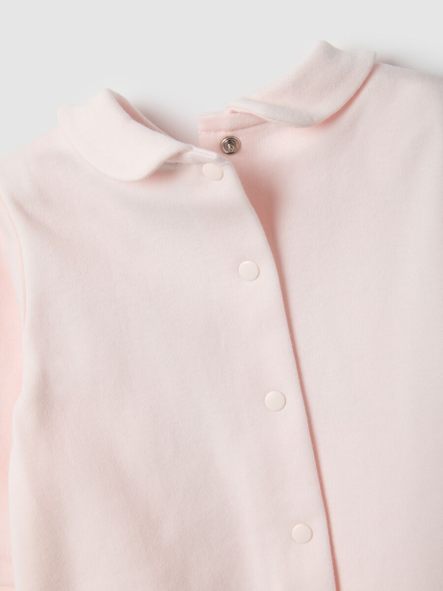 Baby pink pure cotton sleep suit with long sleeves and embroidery_3