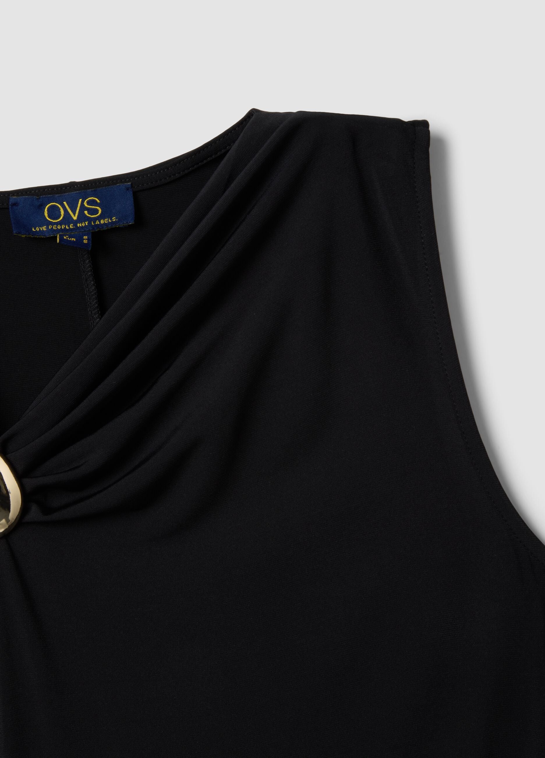 Black sleeveless stretch midi dress