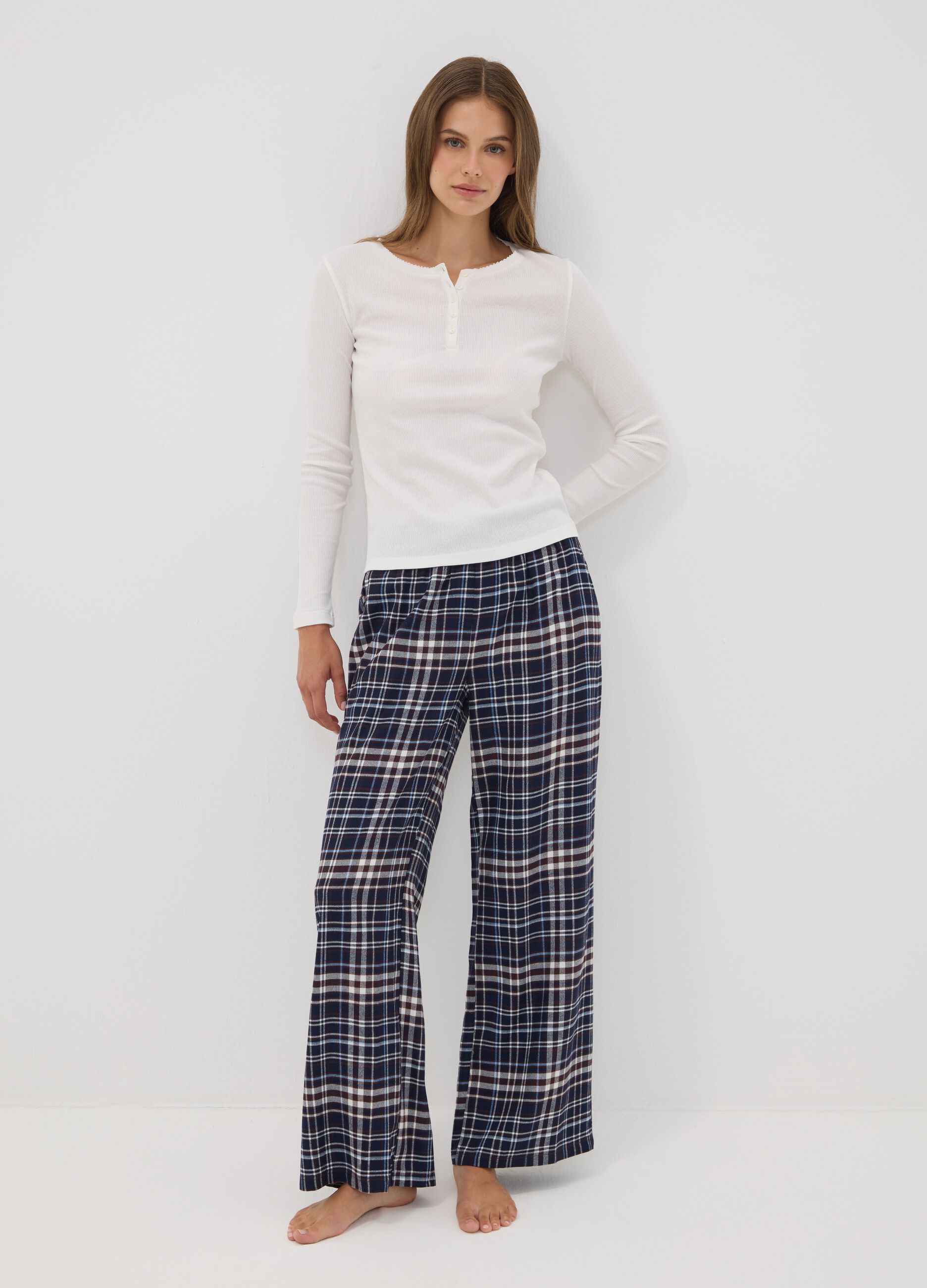 White organic cotton pyjama top with grandad collar